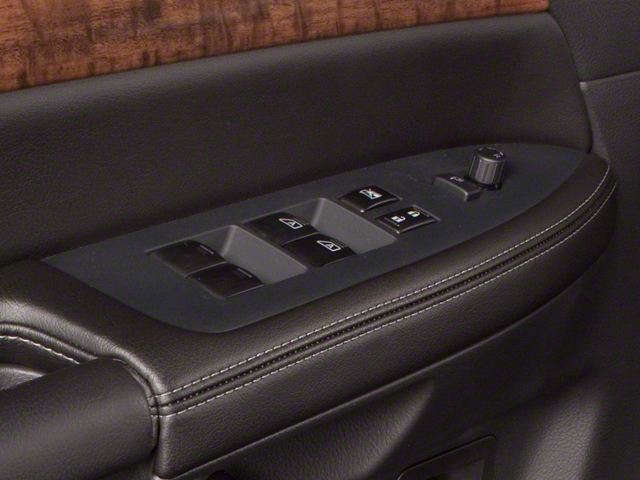 2011 Nissan Armada Platinum