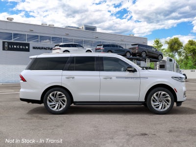 2027 Lincoln Navigator Premiere