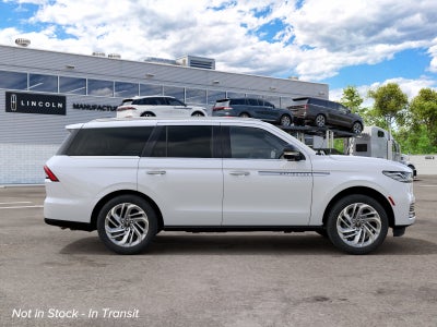 2027 Lincoln Navigator Reserve