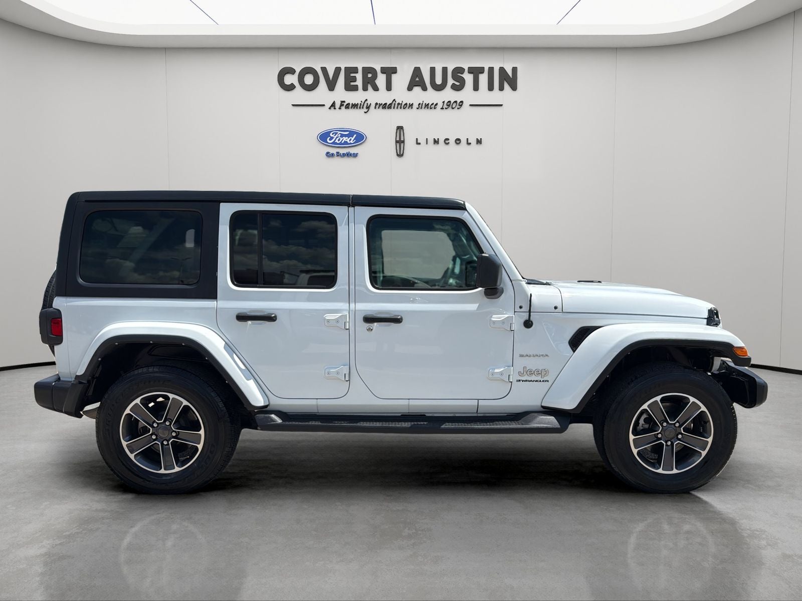 2023 Jeep Wrangler Sahara