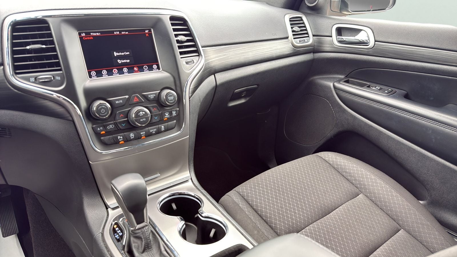 2021 Jeep Grand Cherokee Laredo E