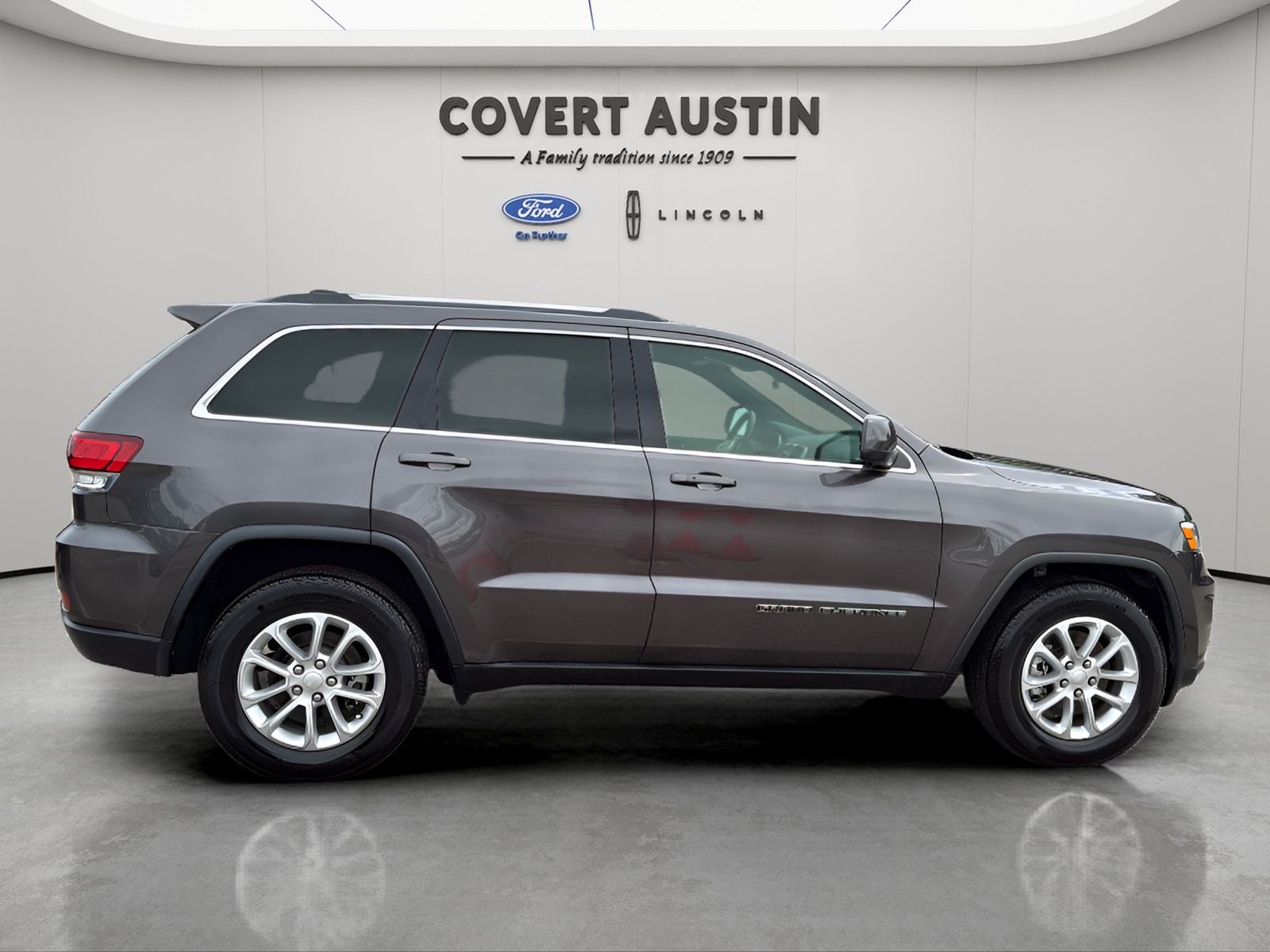 2021 Jeep Grand Cherokee Laredo E