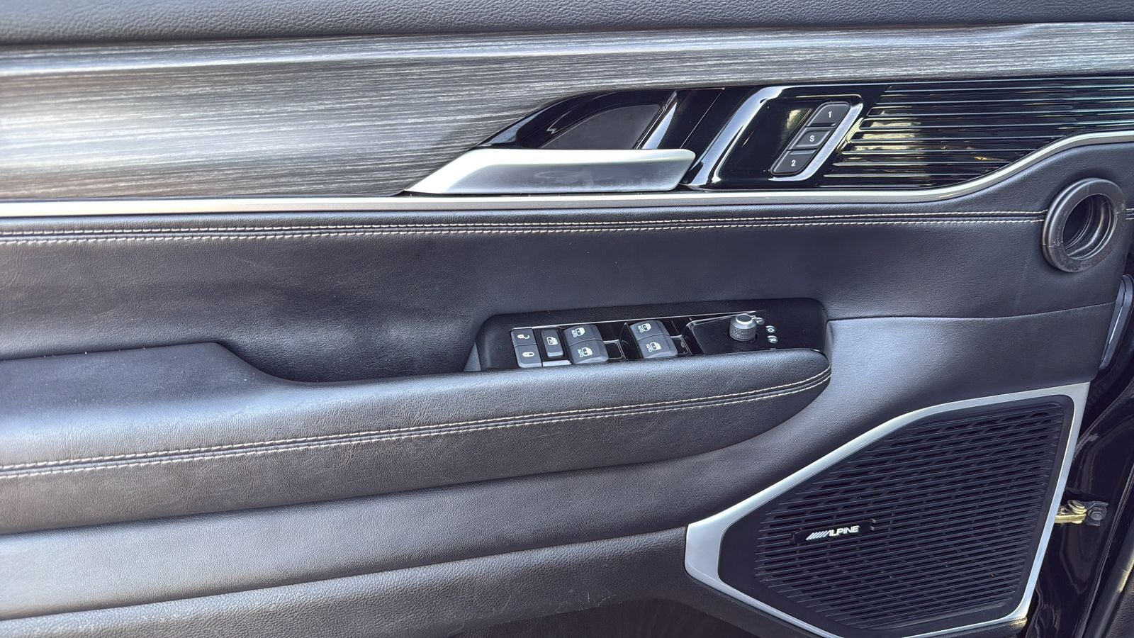 2024 Jeep Wagoneer Series II