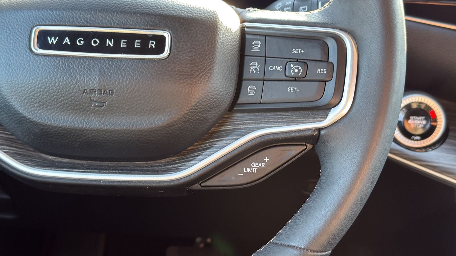 2024 Jeep Wagoneer Series II