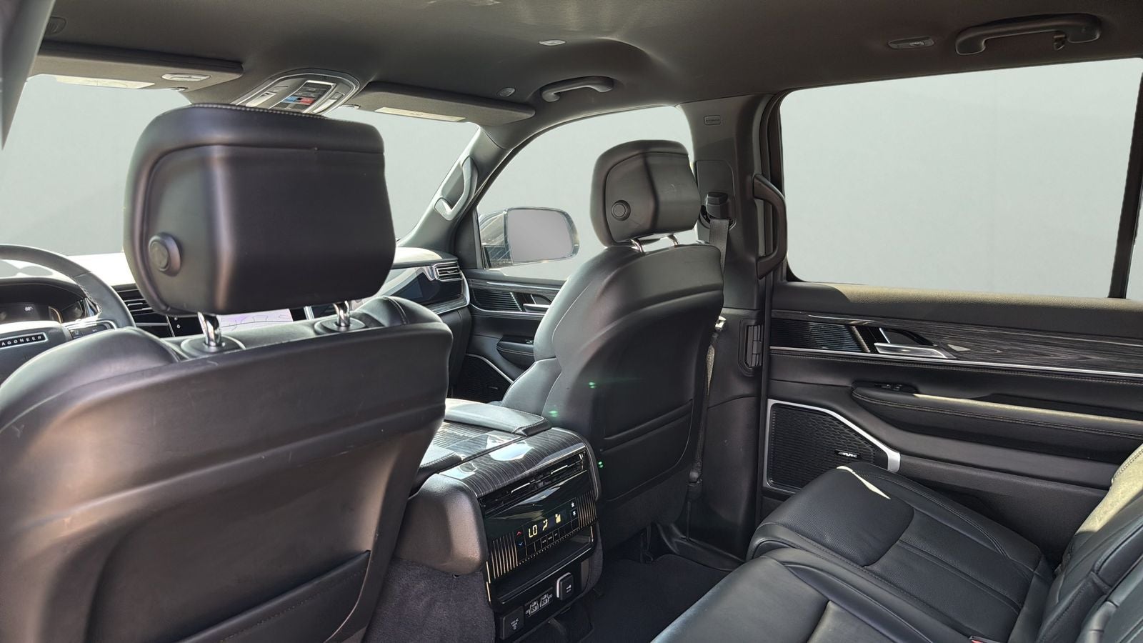 2022 Jeep Wagoneer Series II