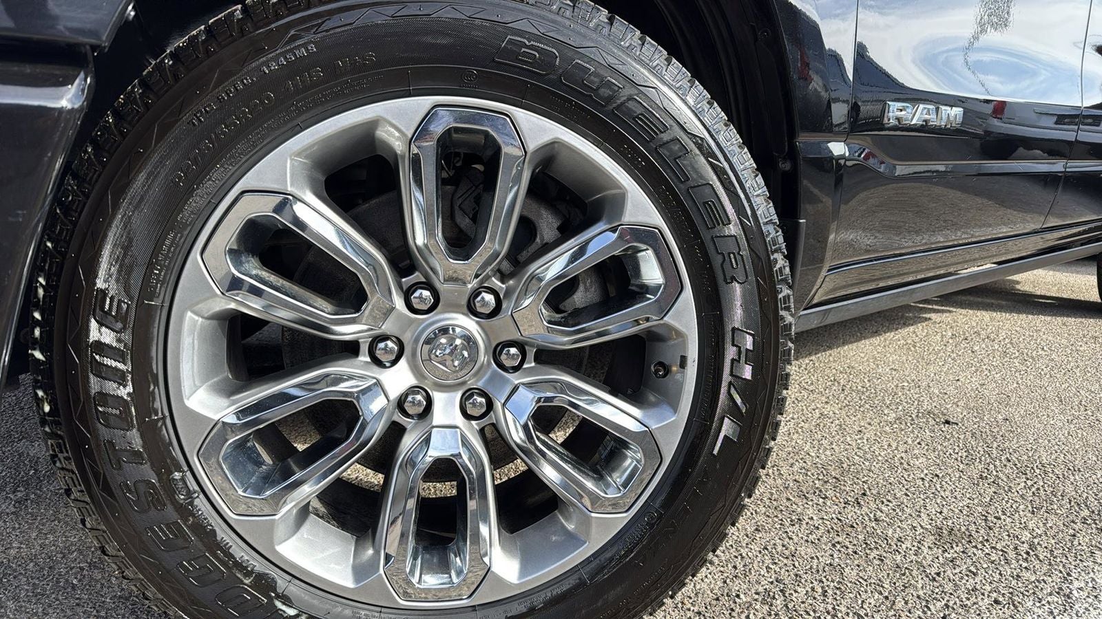 2023 RAM 1500 Laramie