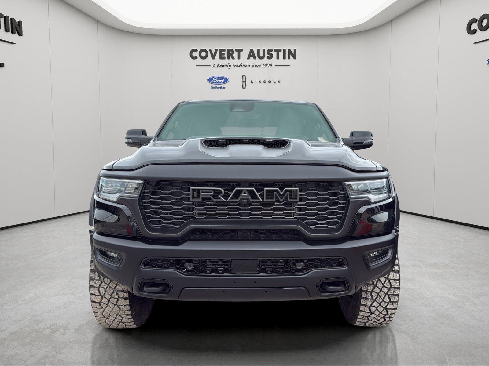 2025 RAM 1500 RHO