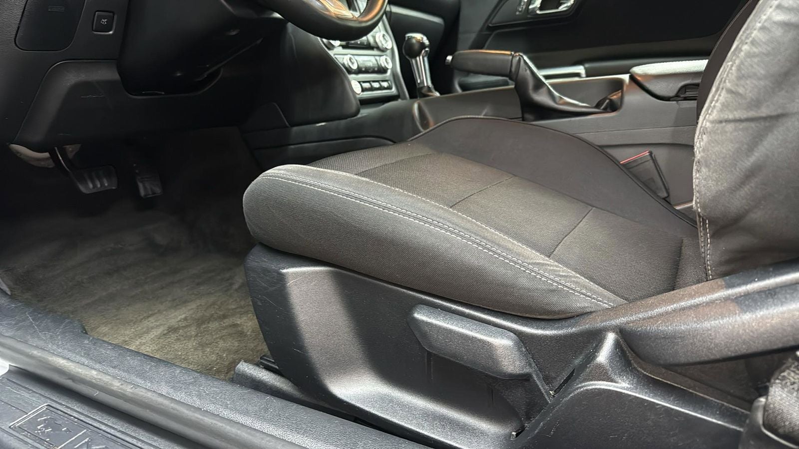 2016 Ford Mustang V6