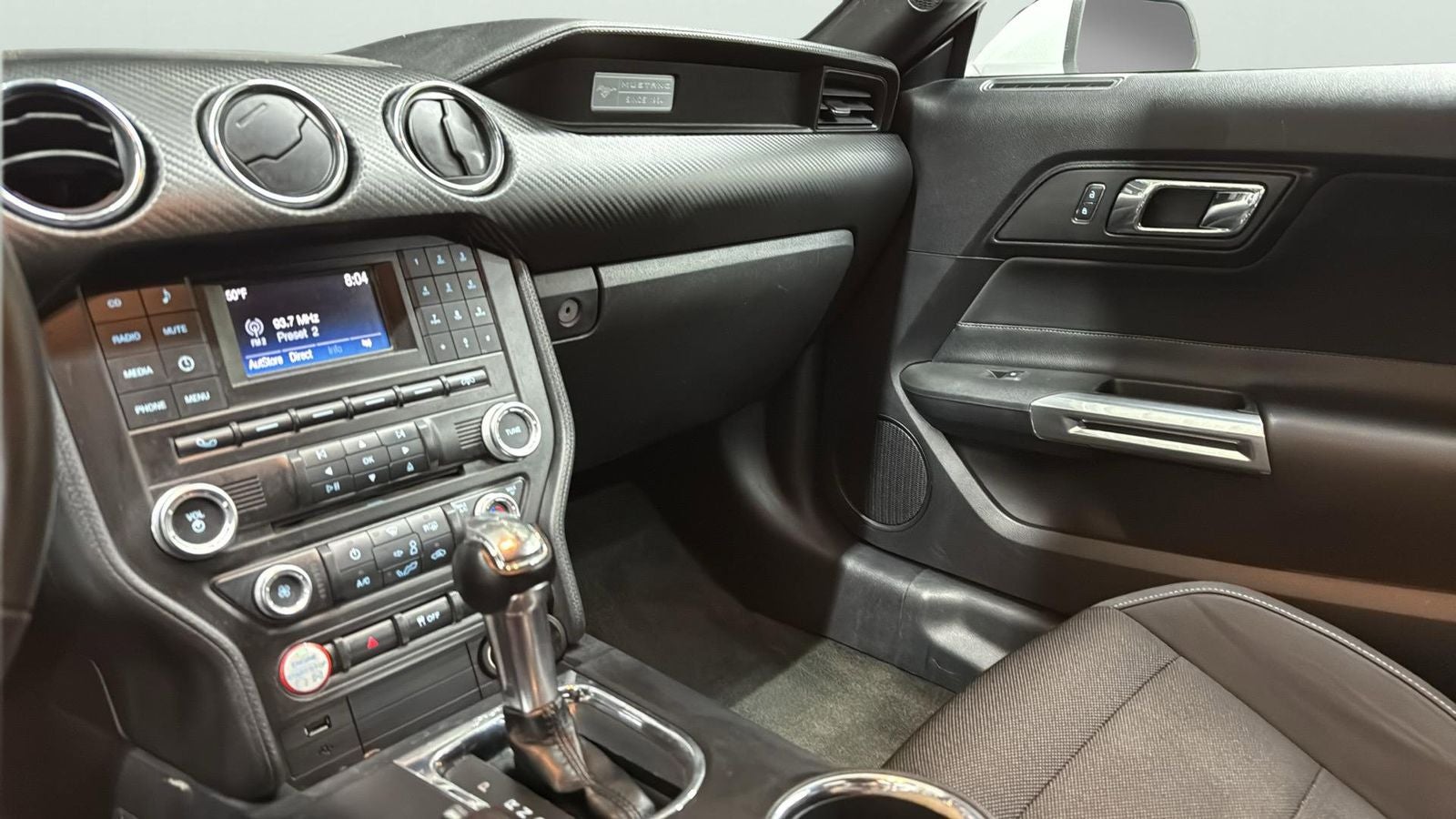 2016 Ford Mustang V6