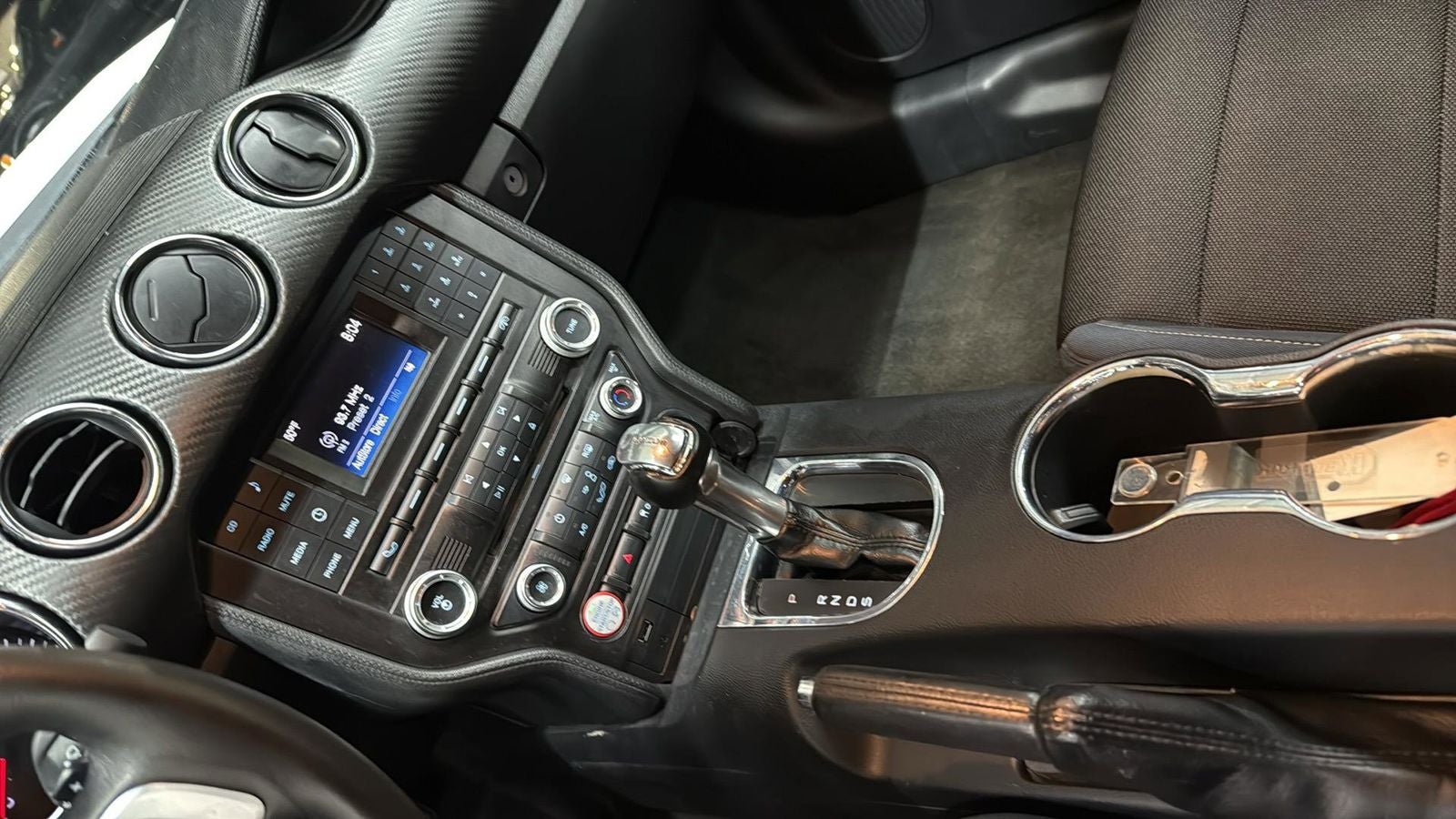 2016 Ford Mustang V6