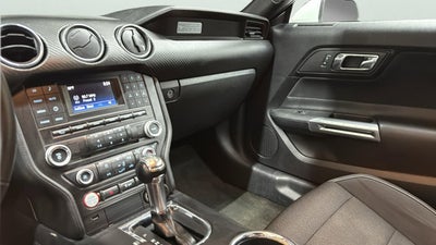 2016 Ford Mustang V6