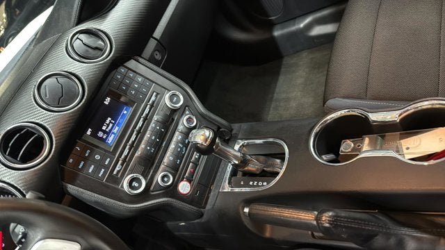 2016 Ford Mustang V6