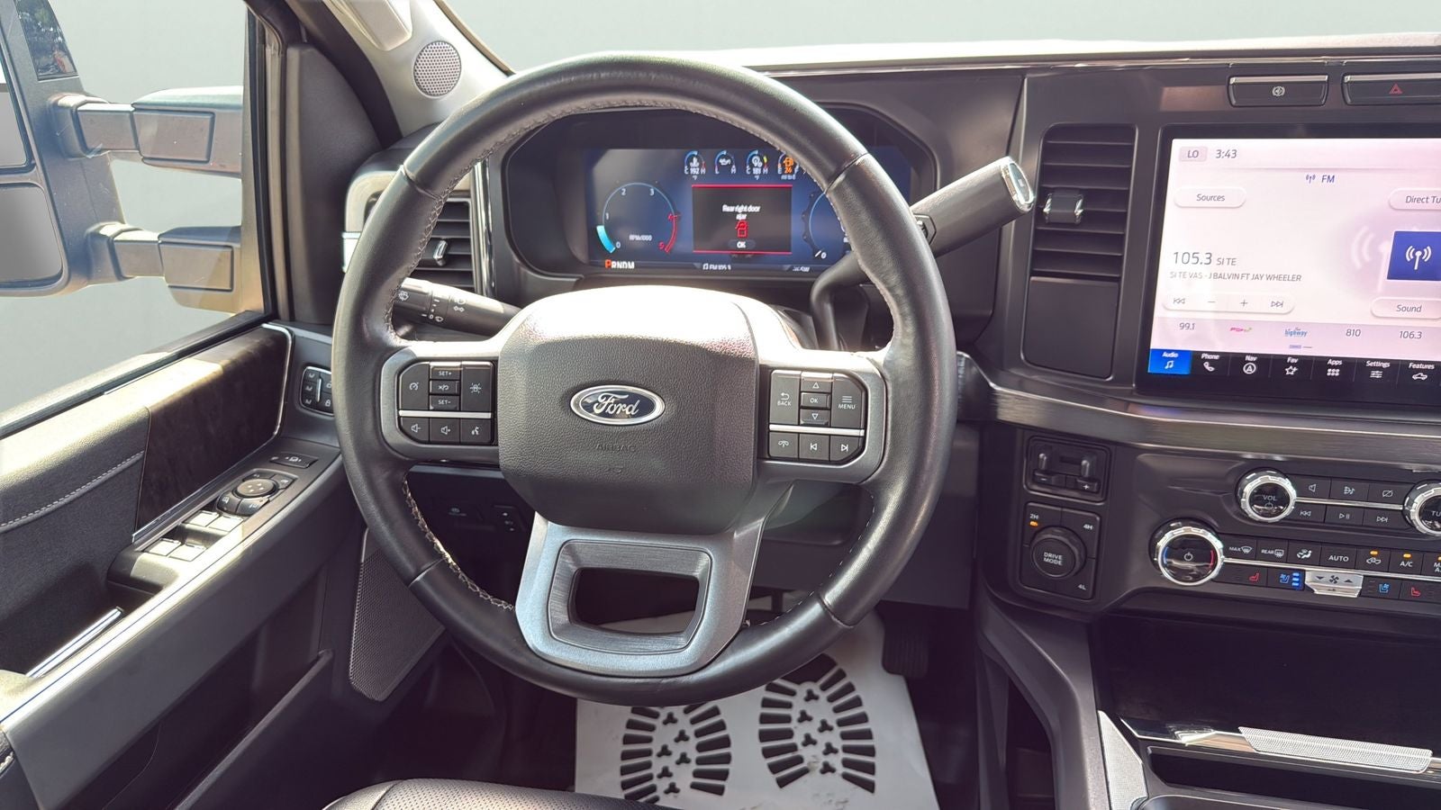 2024 Ford F-550SD Lariat DRW