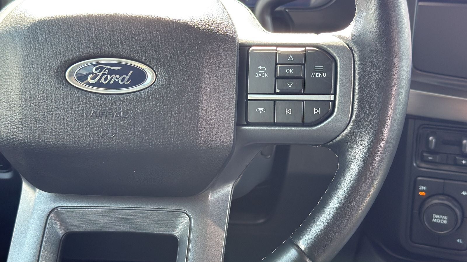 2024 Ford F-550SD Lariat DRW