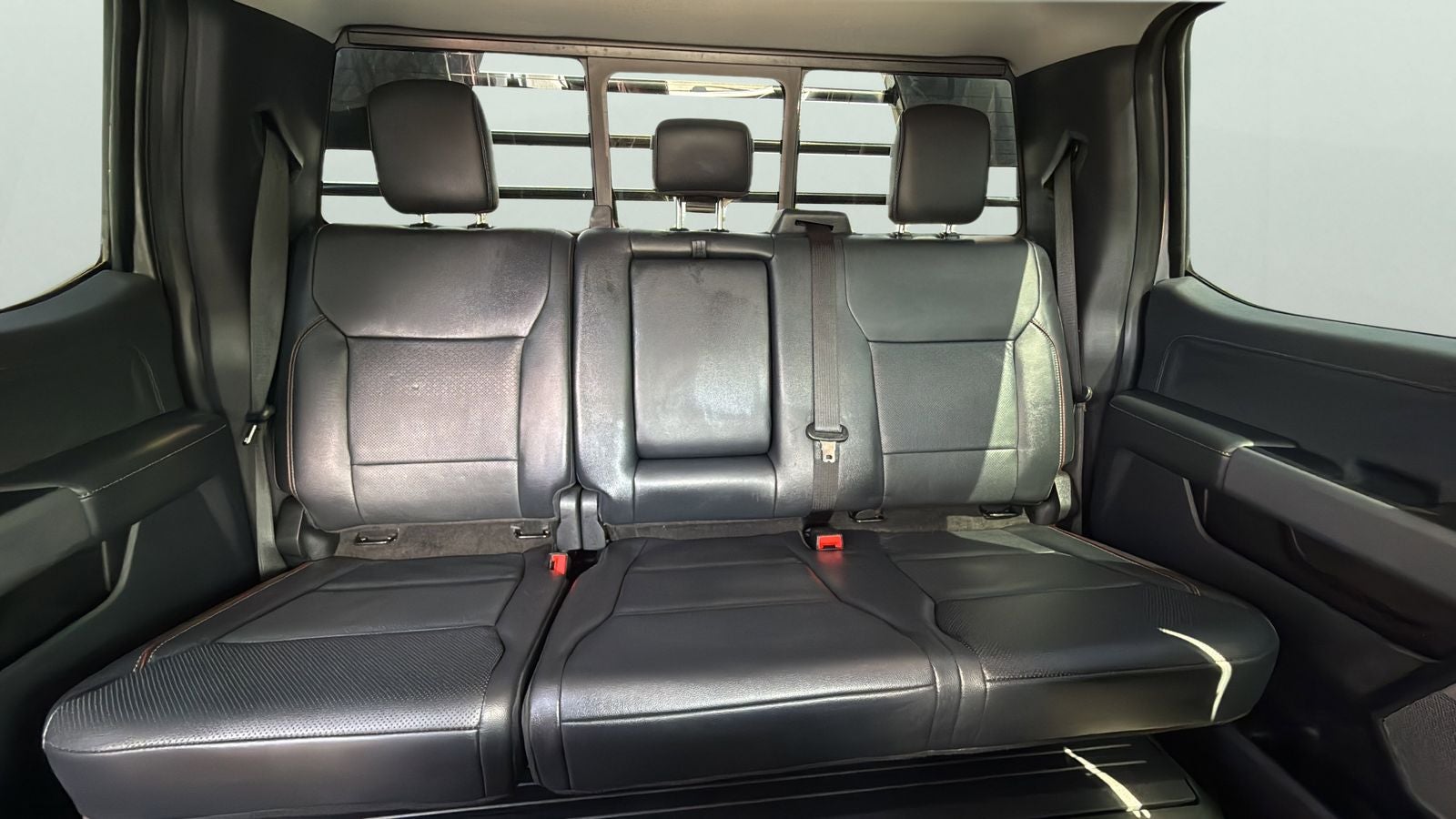 2024 Ford F-550SD Lariat DRW