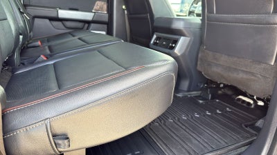 2024 Ford F-550SD Lariat DRW