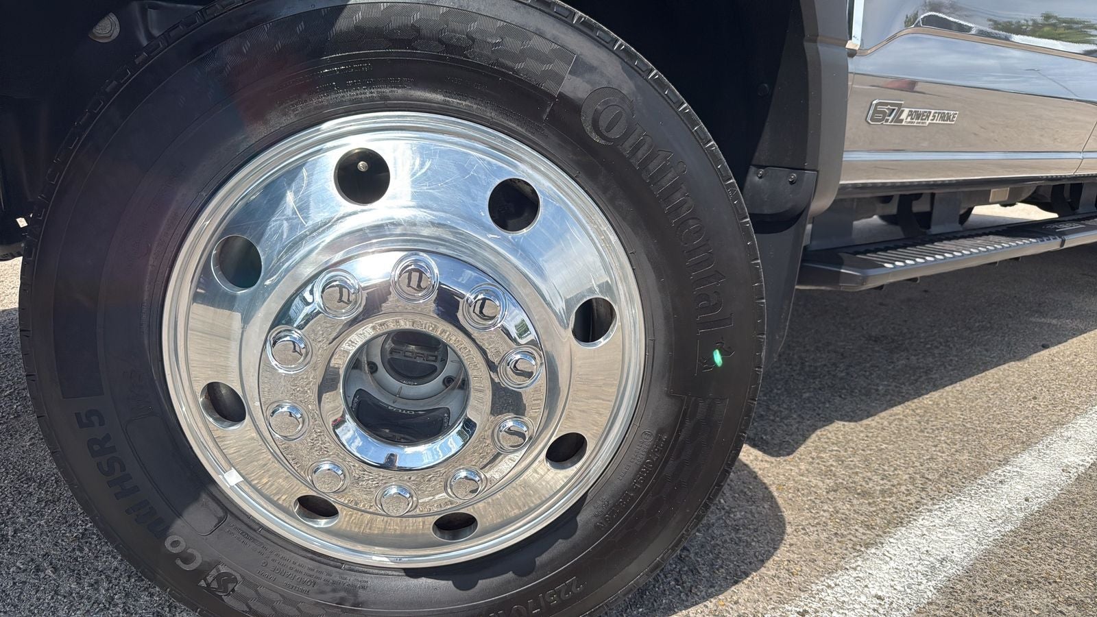 2024 Ford F-550SD Lariat DRW