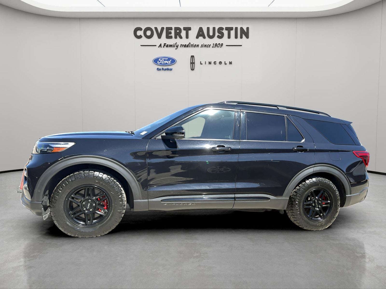 2020 Ford Explorer ST