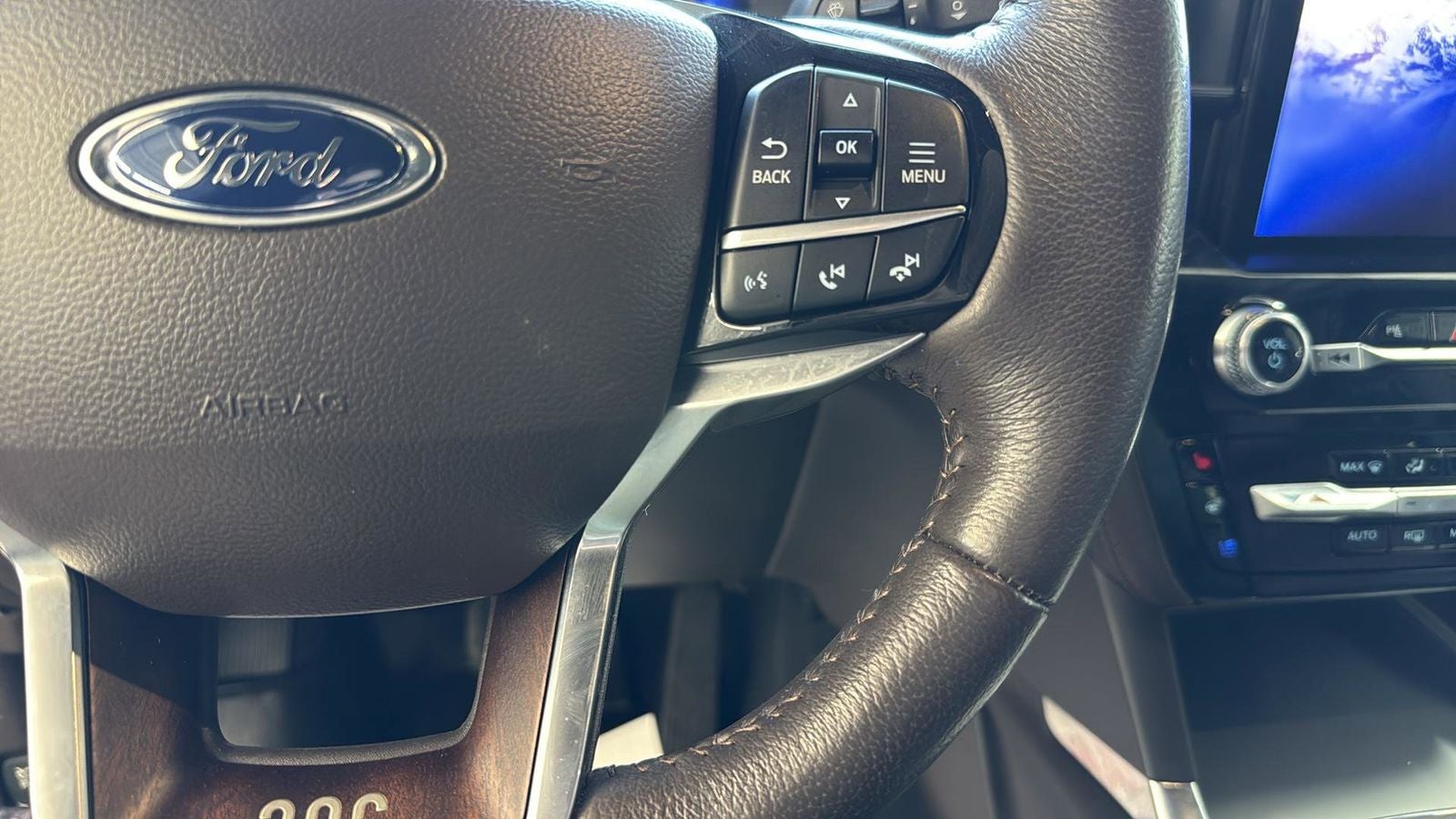 2022 Ford Explorer King Ranch