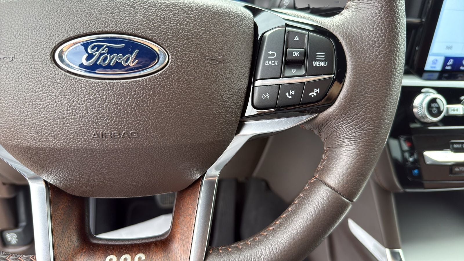 2022 Ford Explorer King Ranch