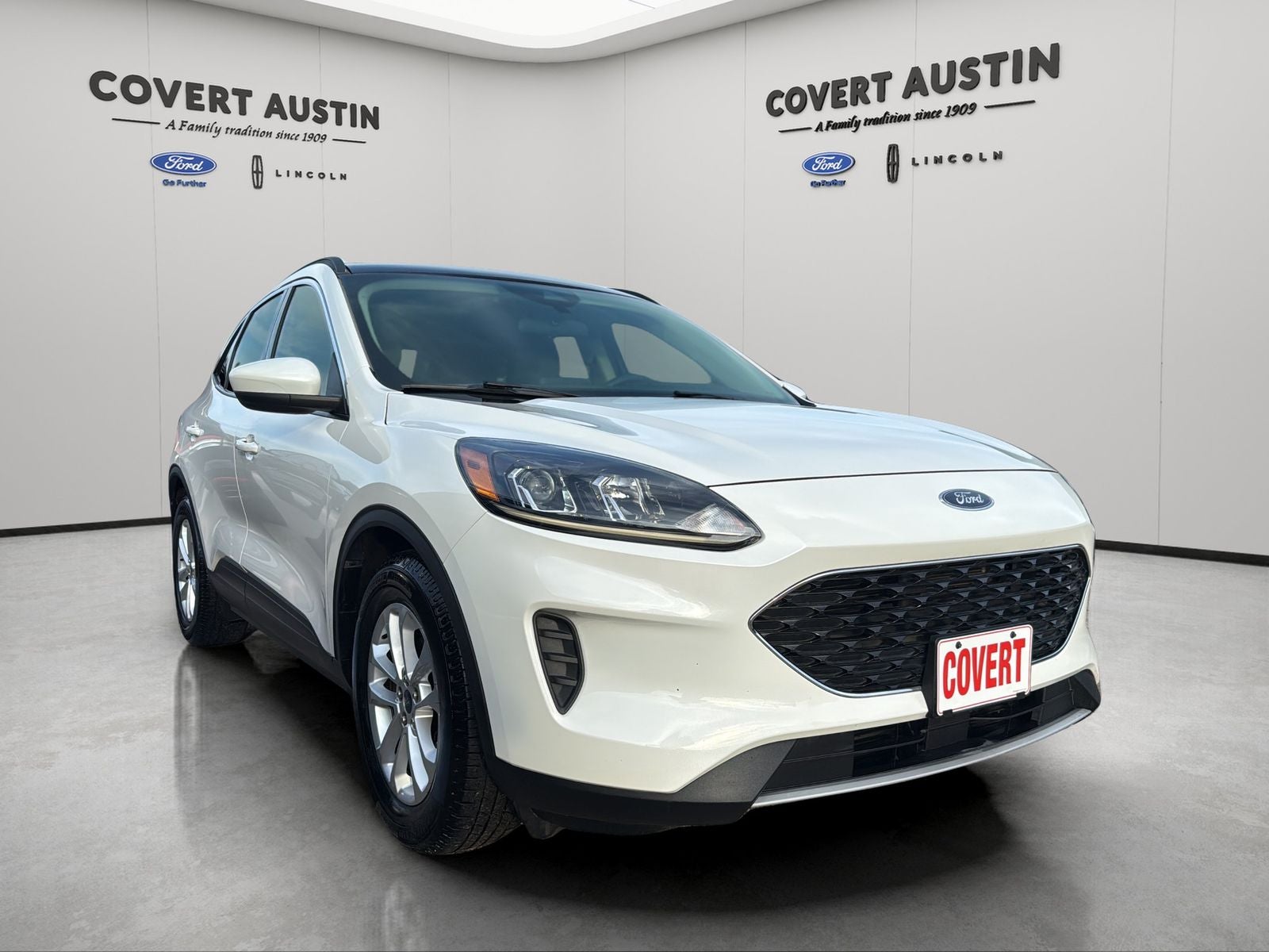 2020 Ford Escape SE