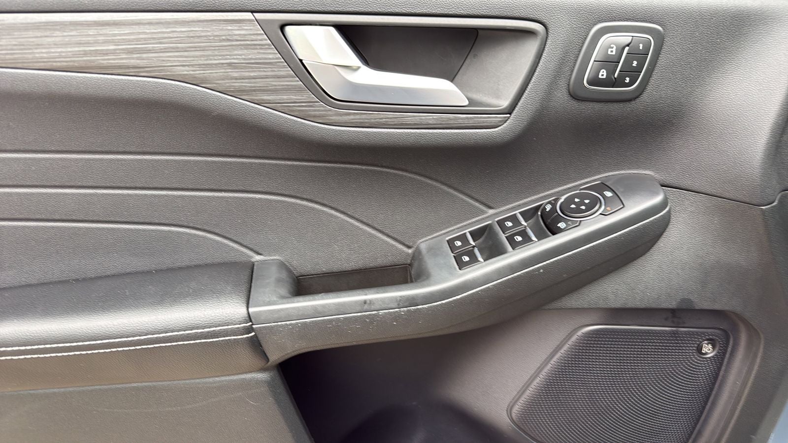 2023 Ford Escape Hybrid Platinum