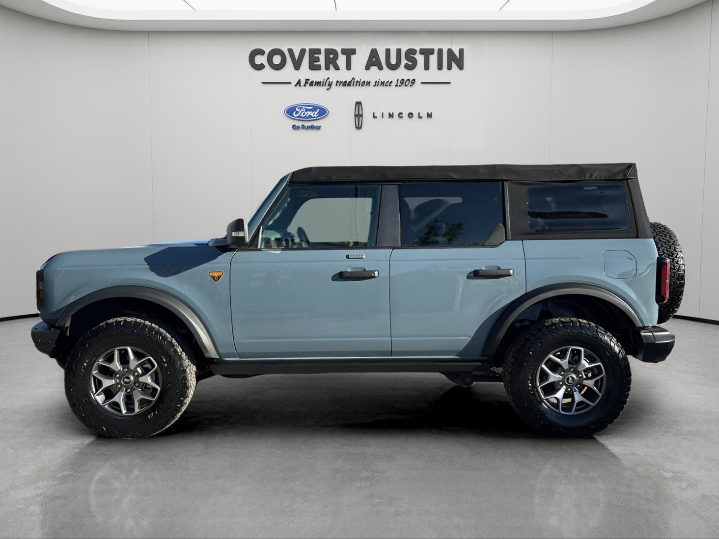 2022 Ford Bronco Badlands