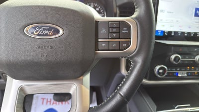 2023 Ford Expedition XLT