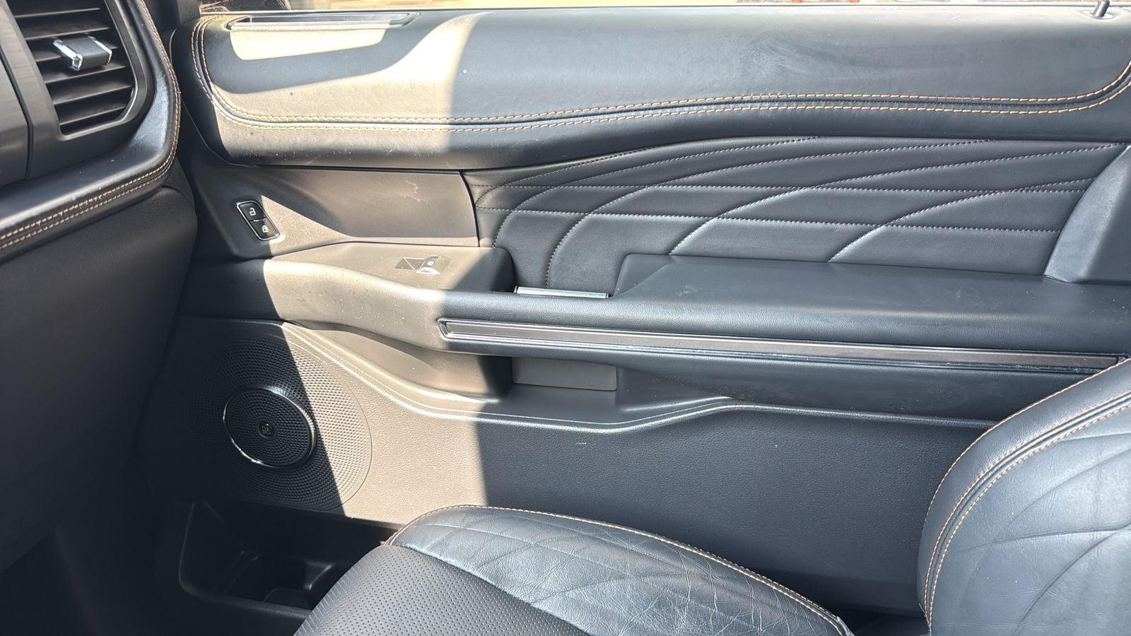 2023 Ford Expedition Platinum