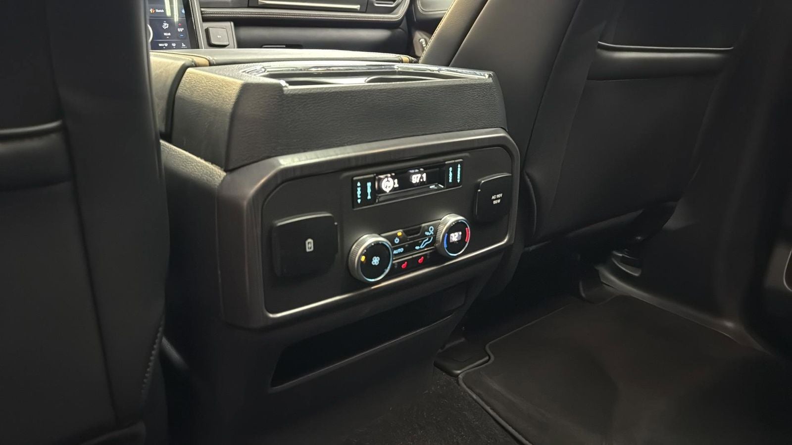 2023 Ford Expedition Platinum