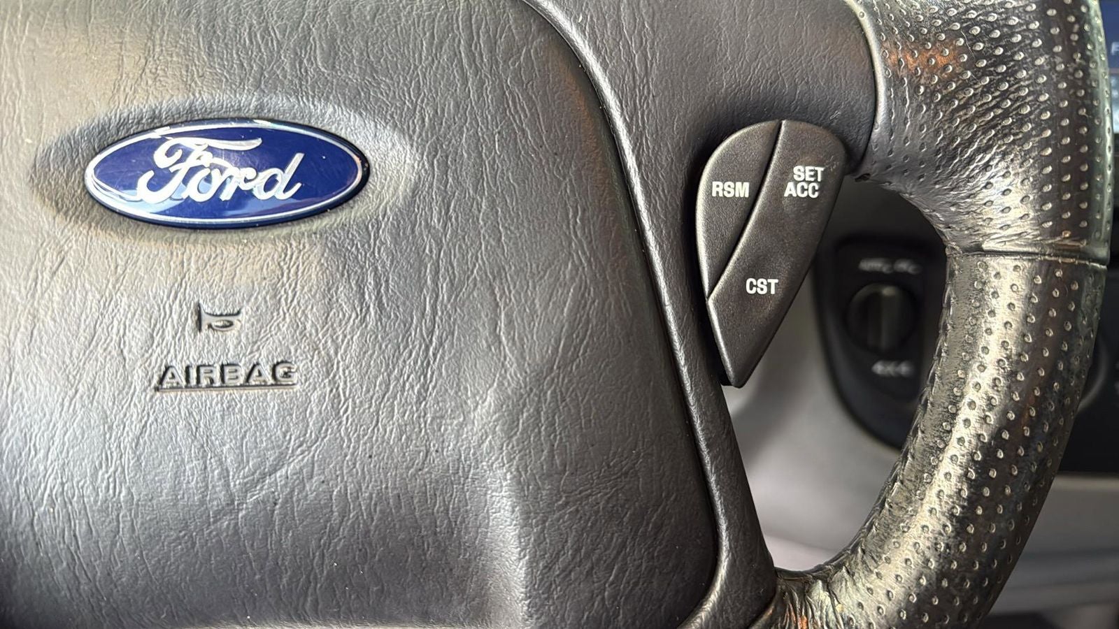 2002 Ford Escape XLT