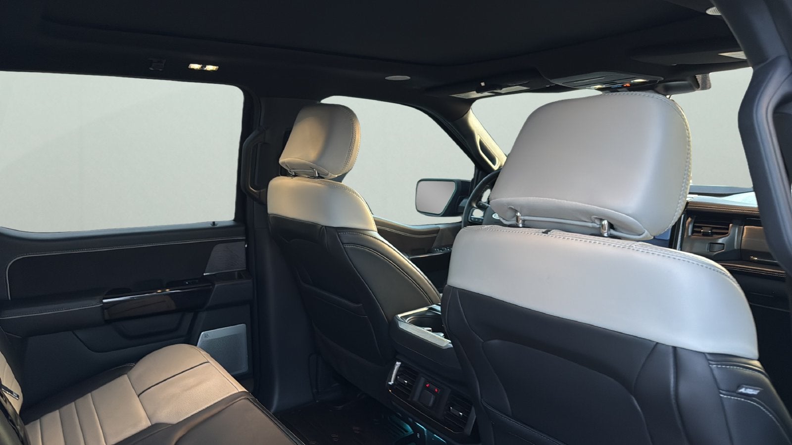 2023 Ford F-150 Lightning Platinum