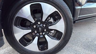 2023 Ford F-150 Lightning Platinum
