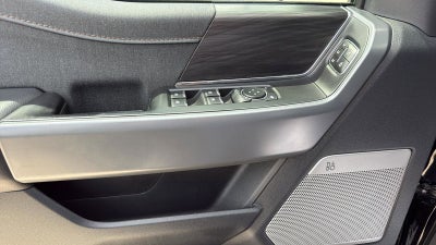 2024 Ford F-150 Lightning Lariat