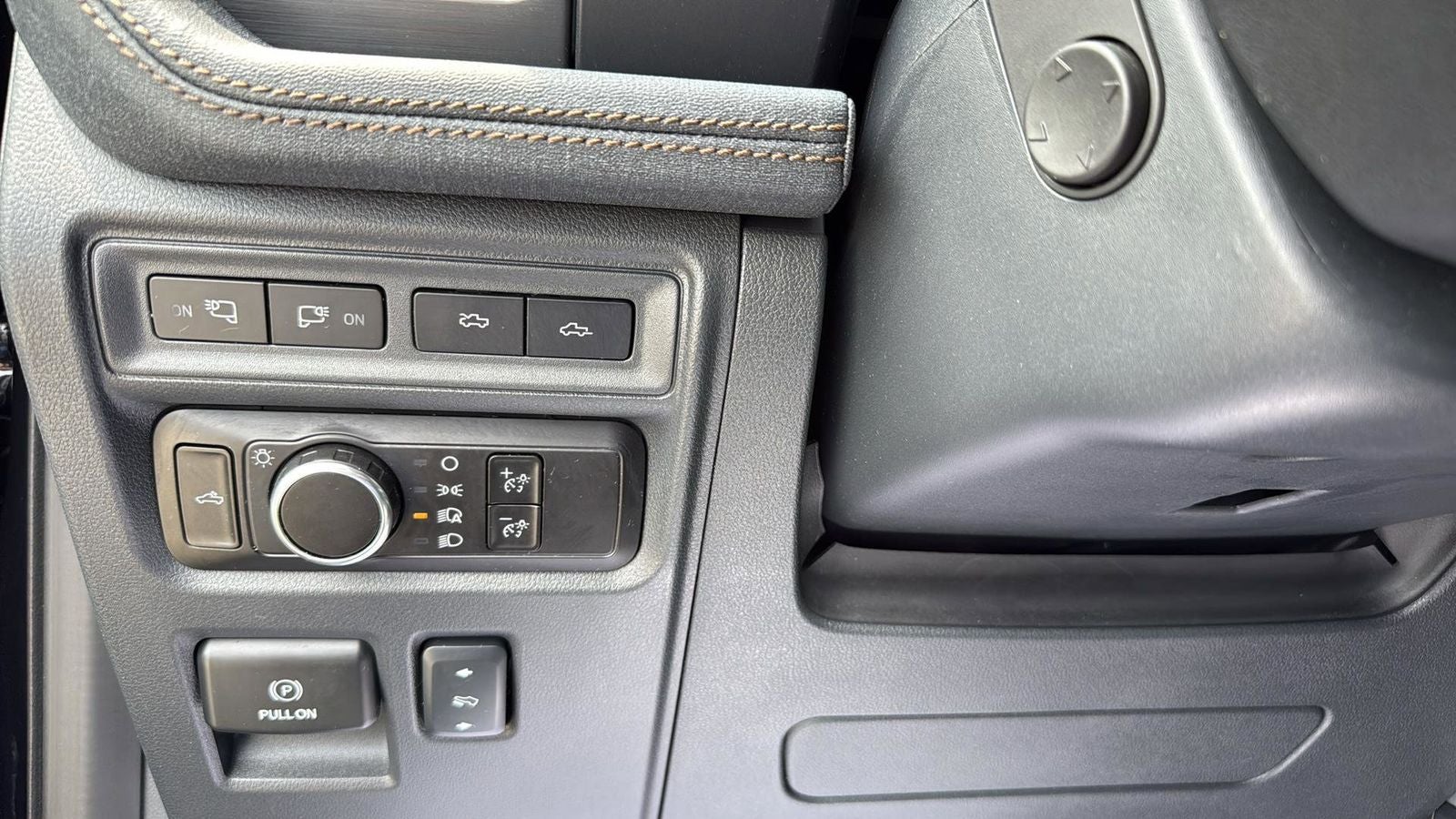 2024 Ford F-150 Lightning Lariat