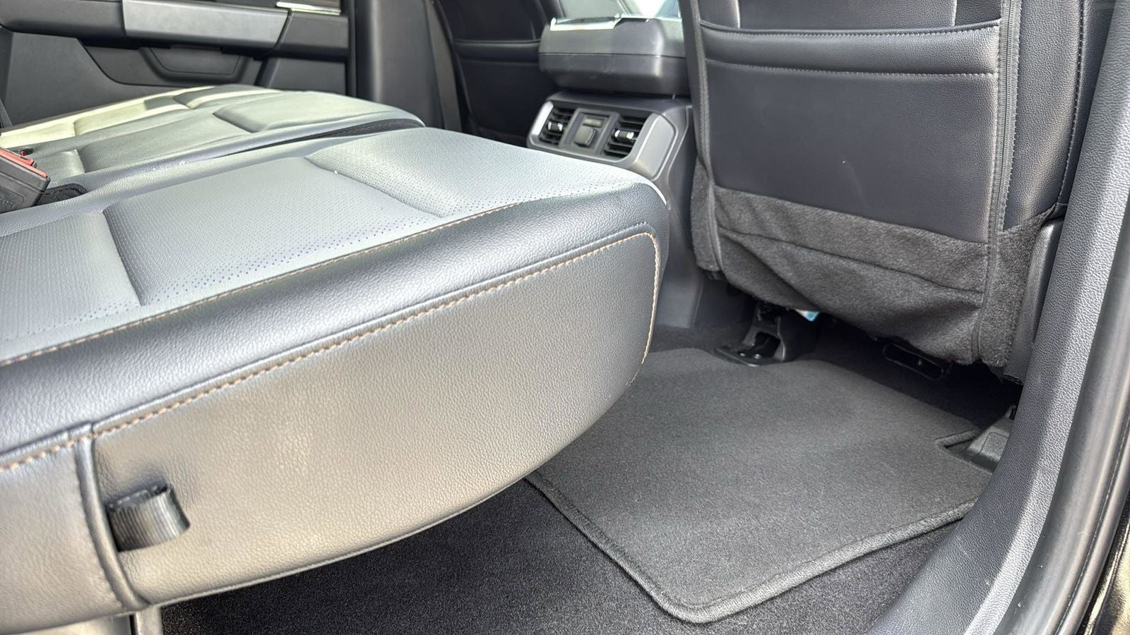 2024 Ford F-150 Lightning Lariat