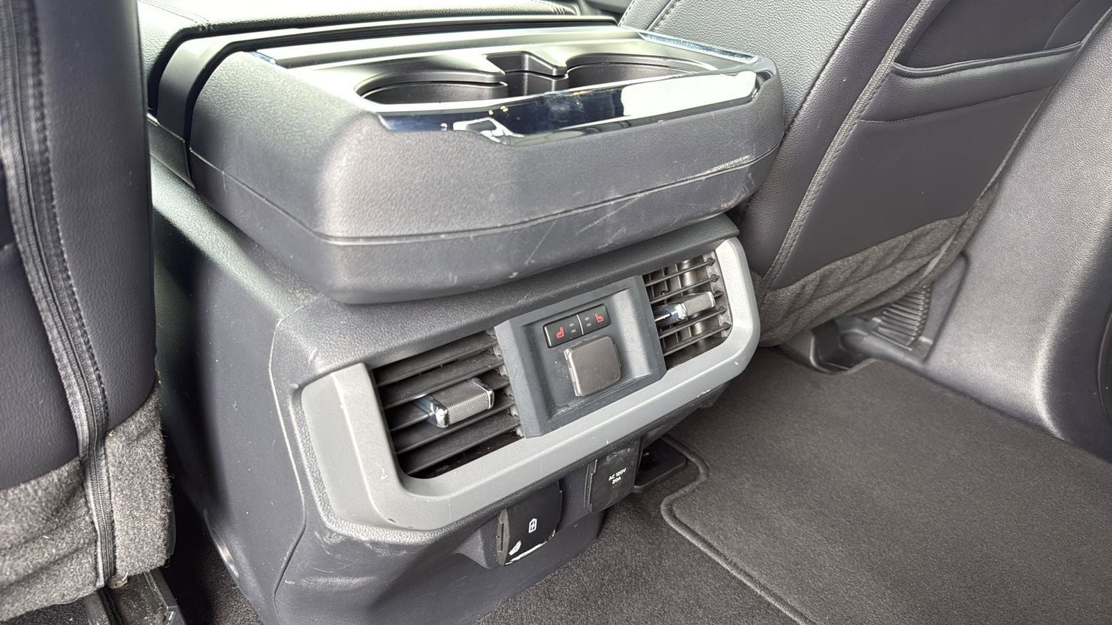 2024 Ford F-150 Lightning Lariat