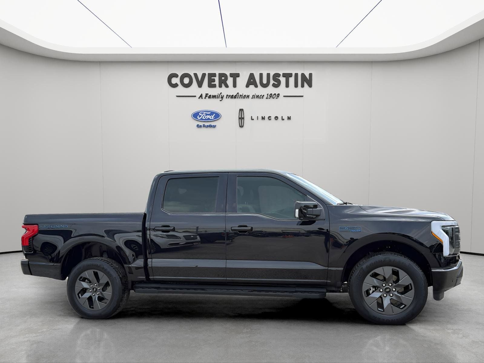 2024 Ford F-150 Lightning Lariat