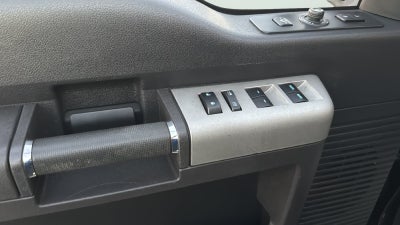2016 Ford F-250SD Lariat