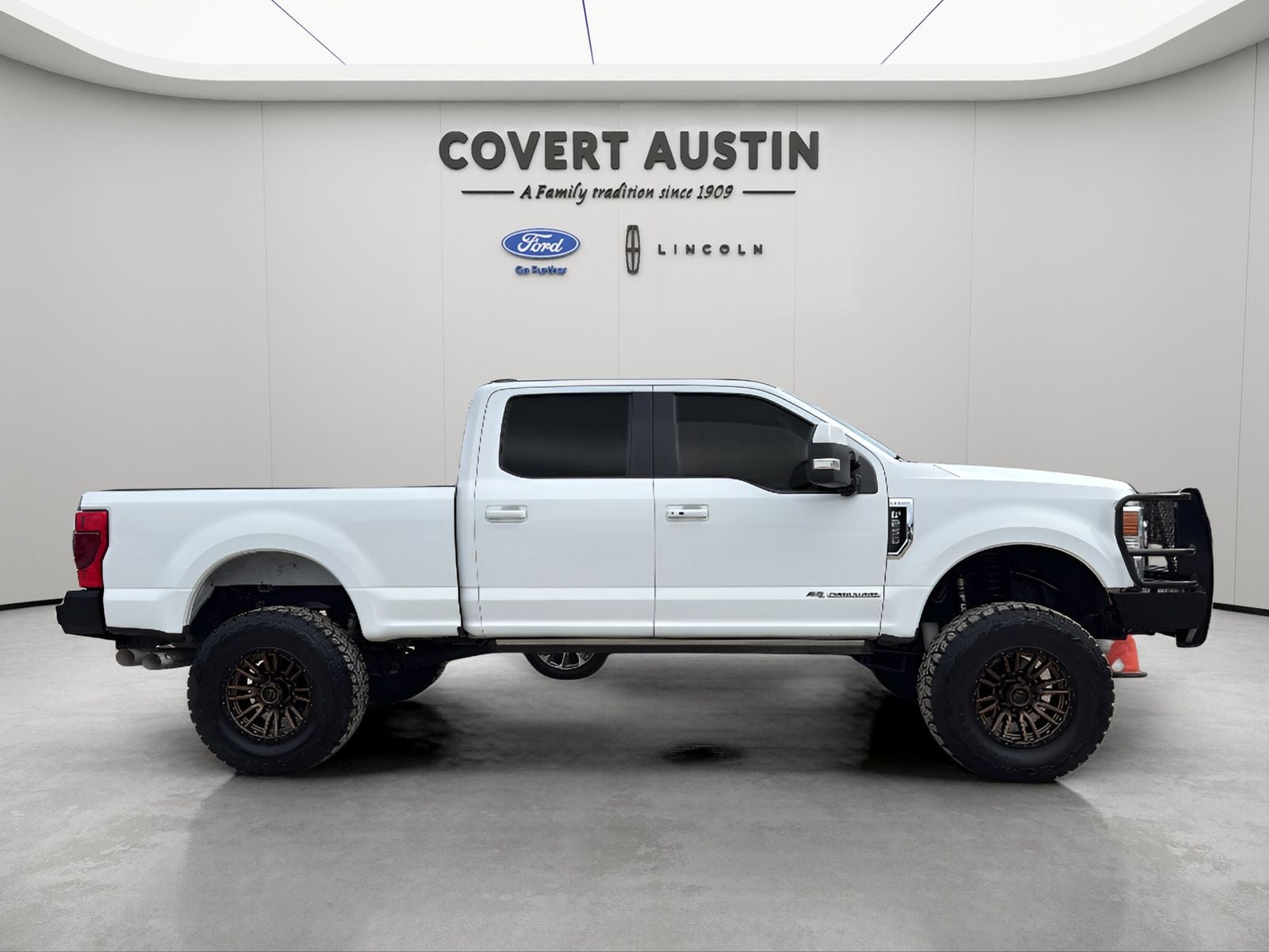 2022 Ford F-250SD Lariat
