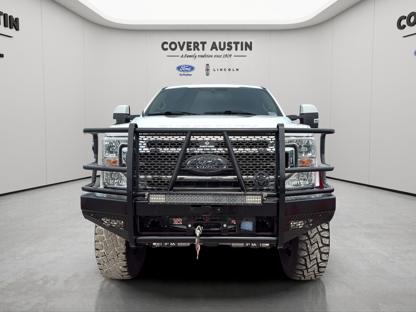 2022 Ford F-250SD Lariat