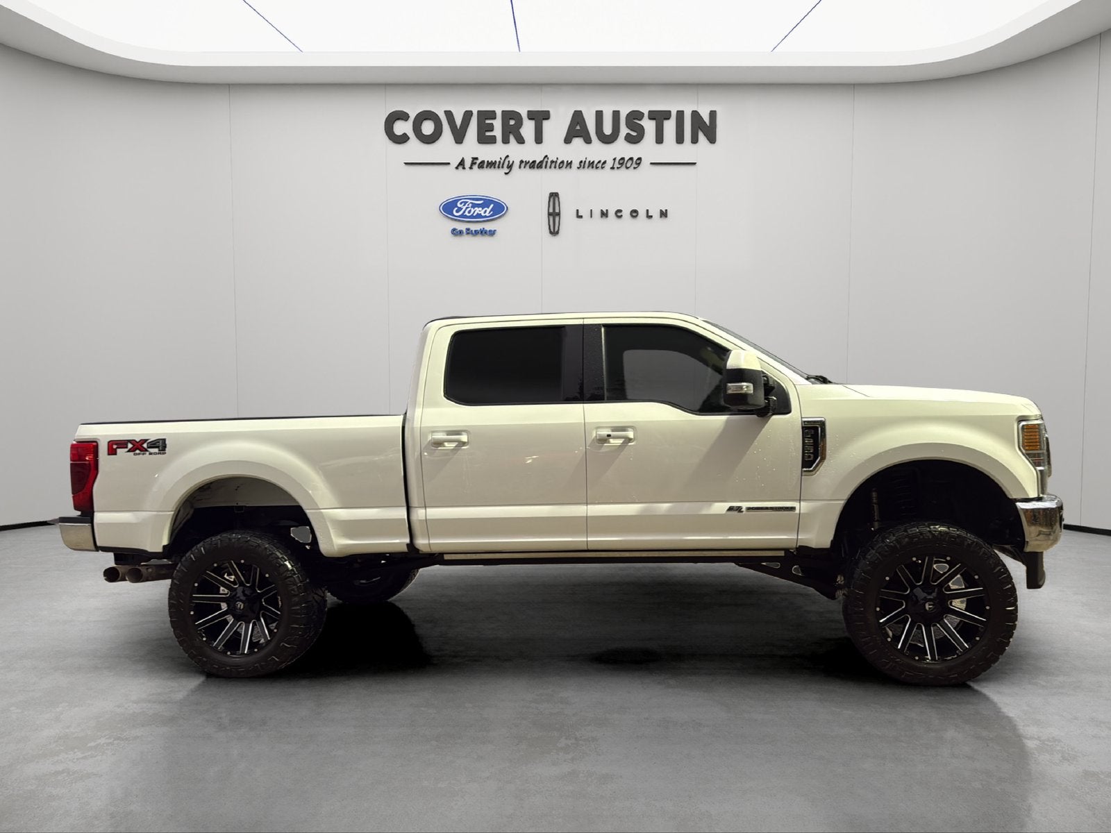 2022 Ford F-250SD Lariat