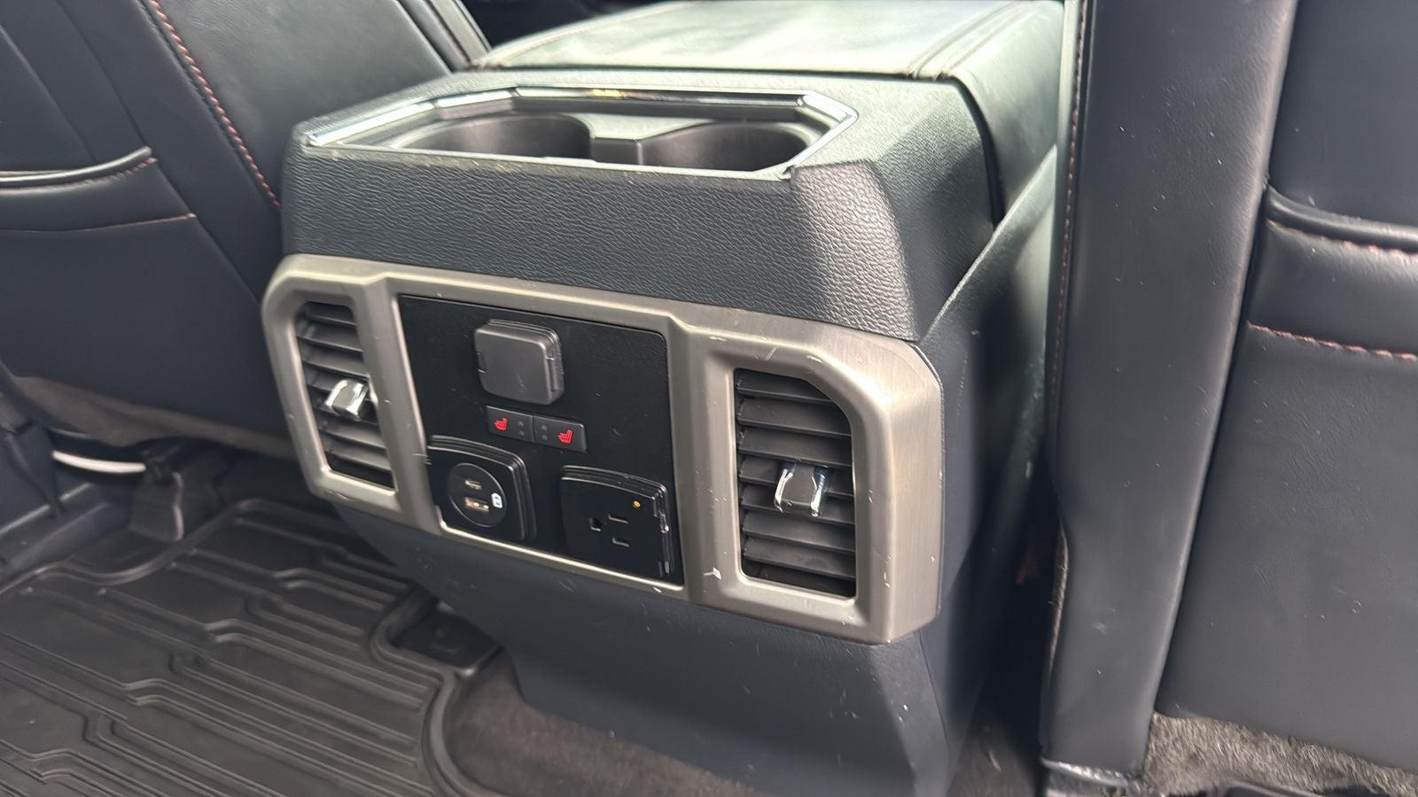 2022 Ford F-250SD Platinum