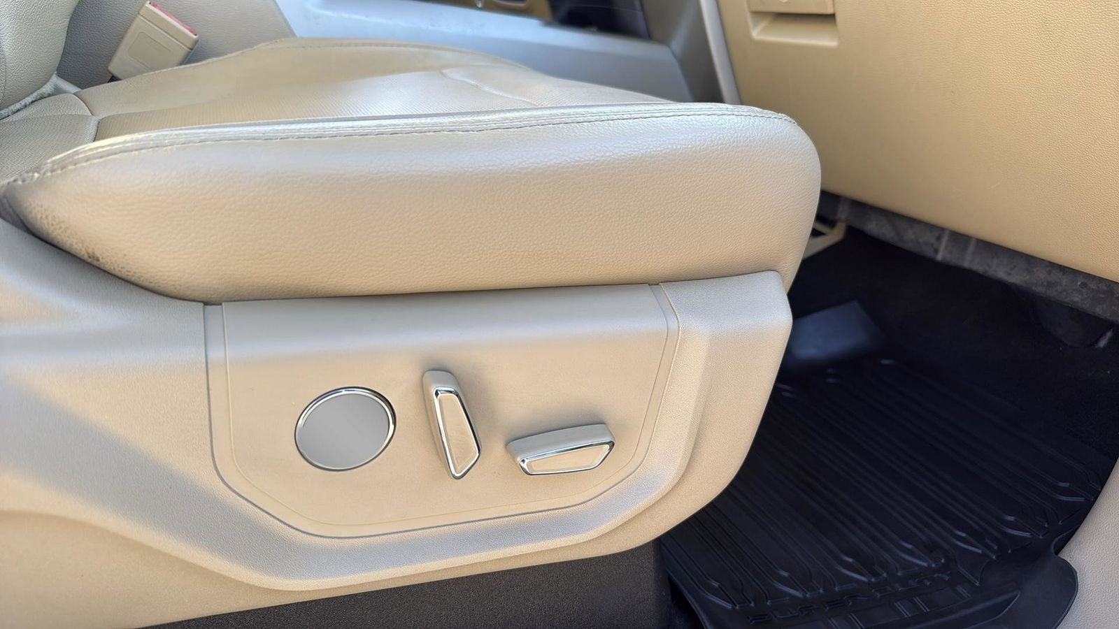 2017 Ford F-350SD Lariat