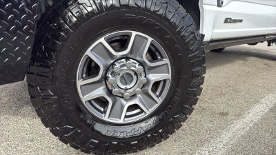 2023 Ford F-350SD Lariat