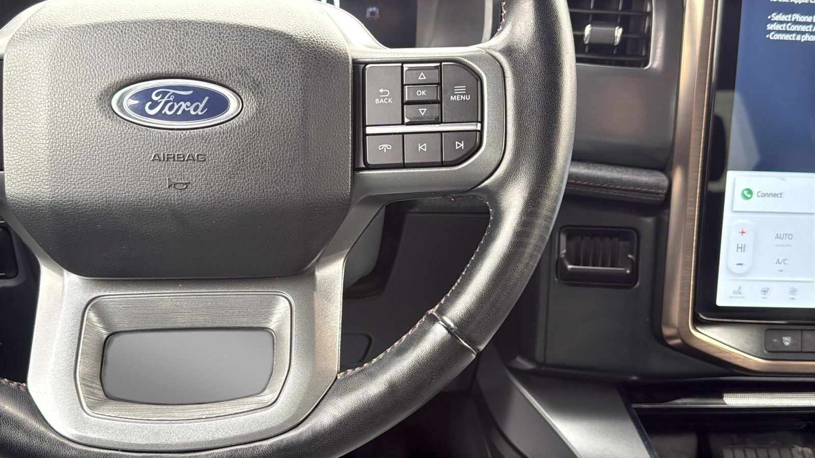 2022 Ford F-150 Lightning Lariat