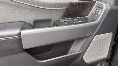 2023 Ford F-150 Lightning Lariat