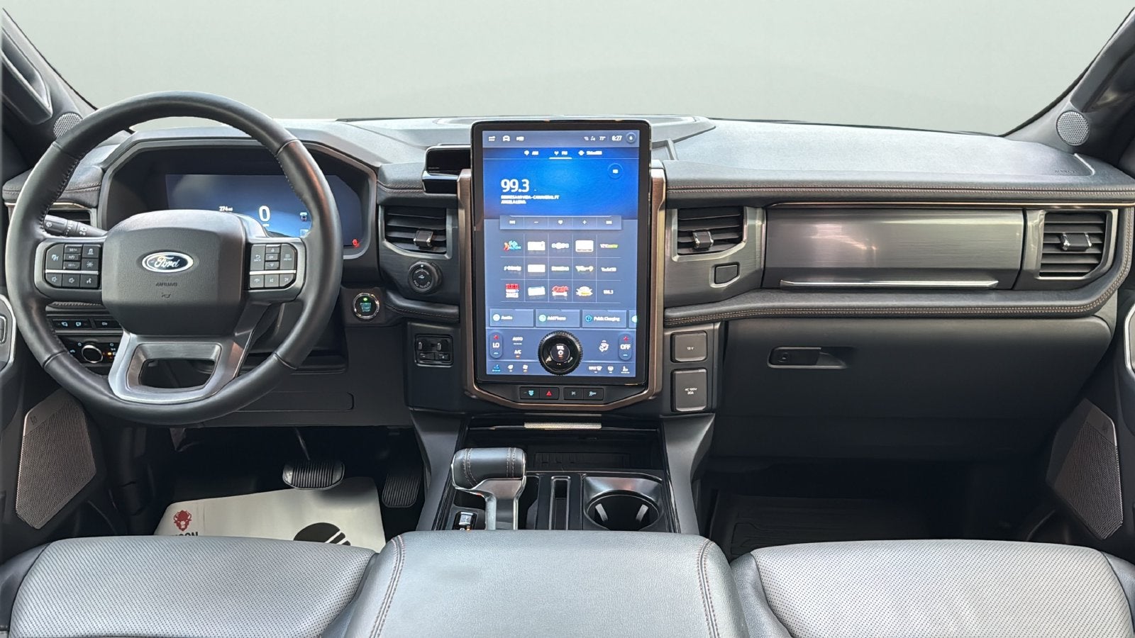 2023 Ford F-150 Lightning Lariat