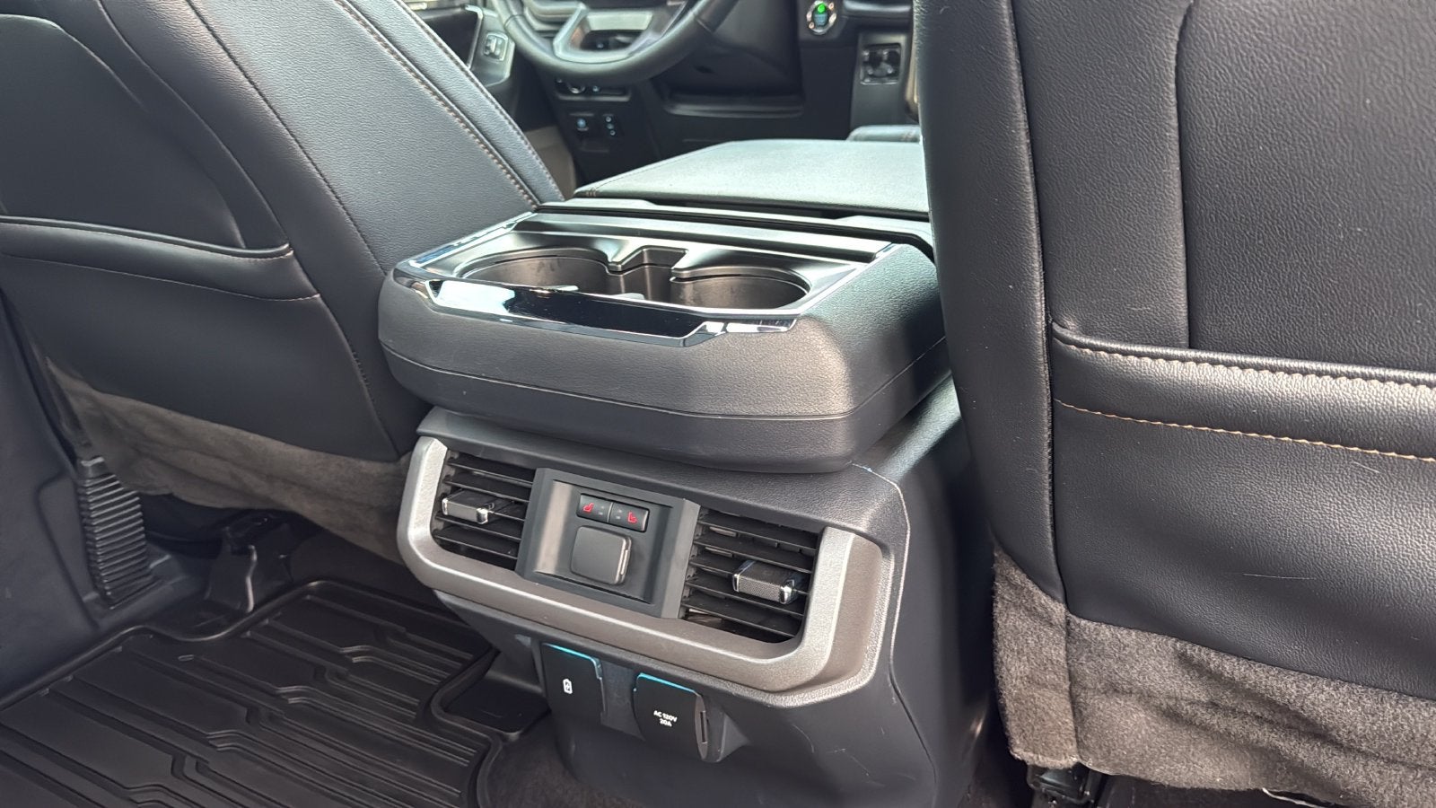 2023 Ford F-150 Lightning Lariat