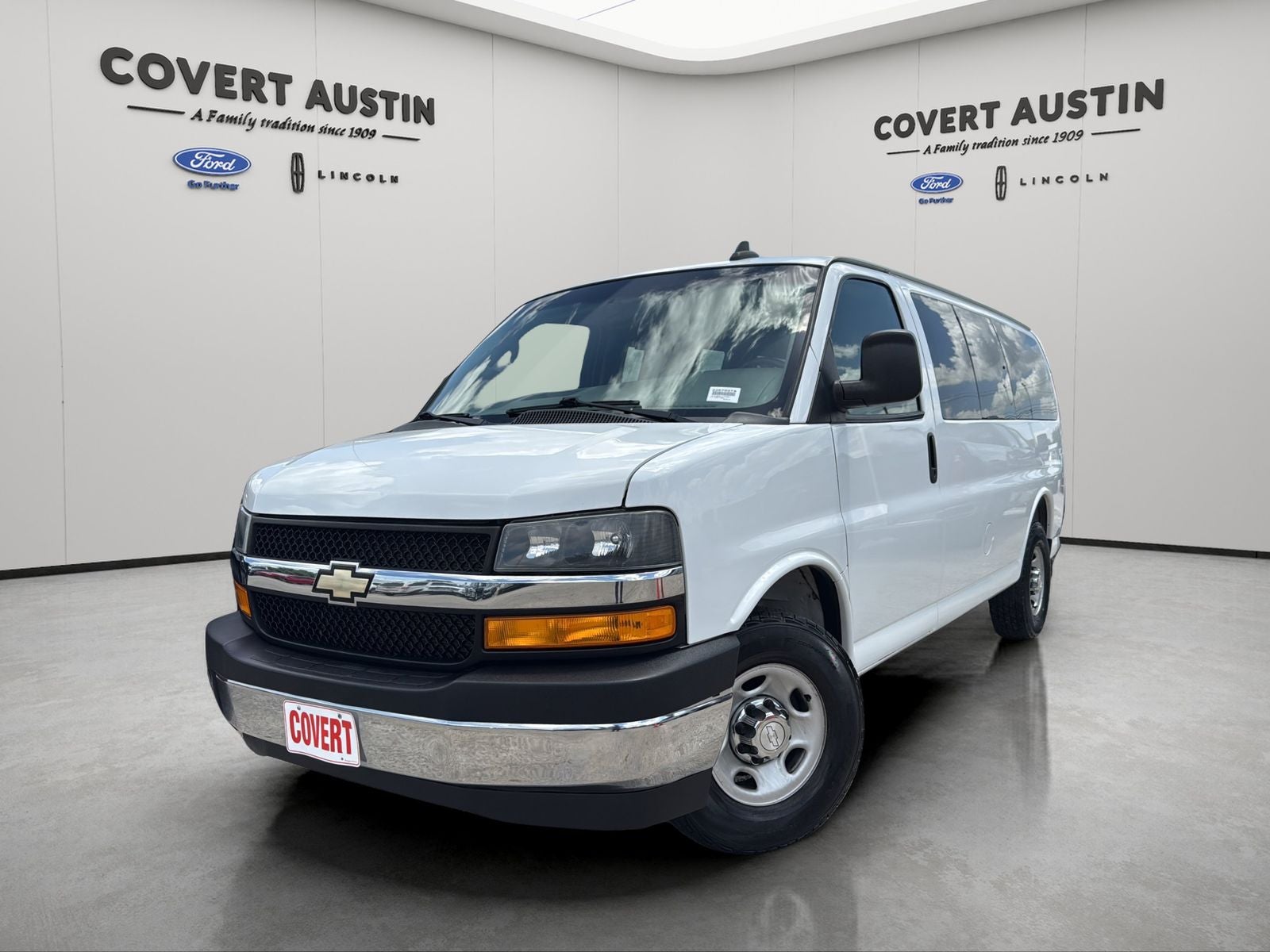 2018 Chevrolet Express 3500 LT Passenger
